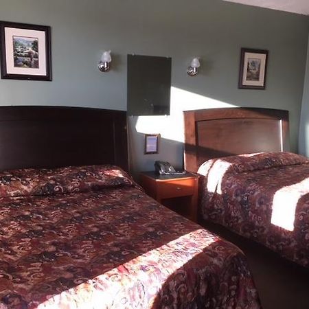 Modern Motel Thunder Bay Buitenkant foto